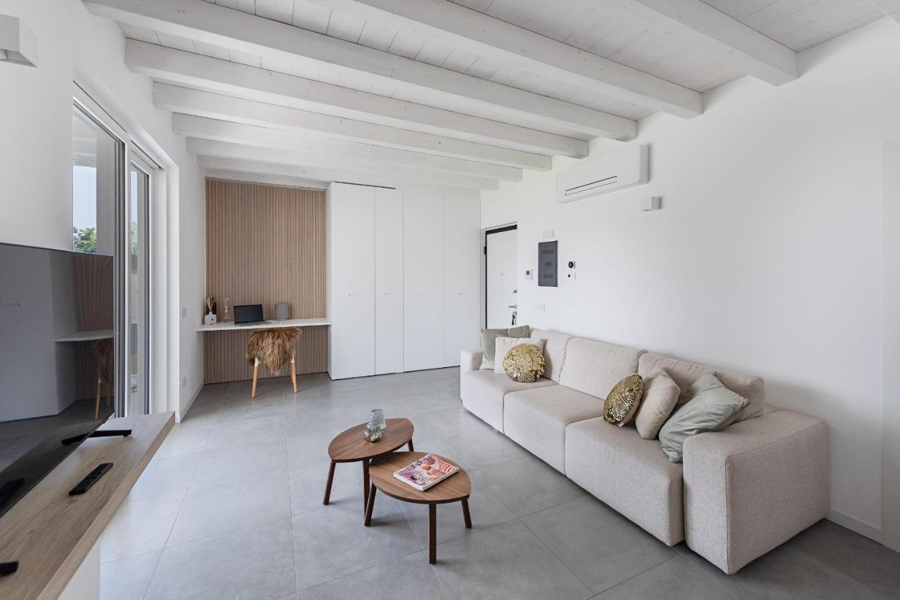 Ferienwohnung La Cittadella Pt-6 By Wonderful Italy Manerba del Garda Exterior foto