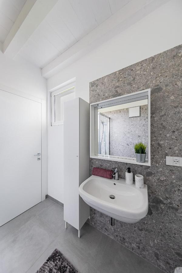 Ferienwohnung La Cittadella Pt-6 By Wonderful Italy Manerba del Garda Exterior foto